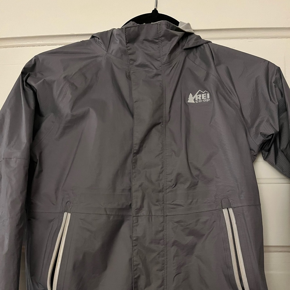 REI Raincoat Kids size 8